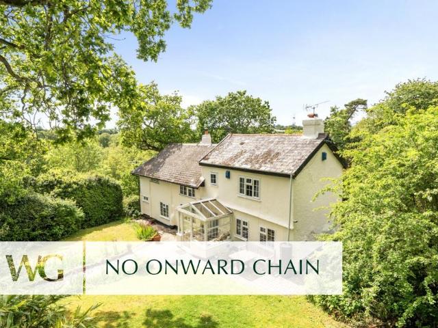 House for sale in Foxhayes, Exeter