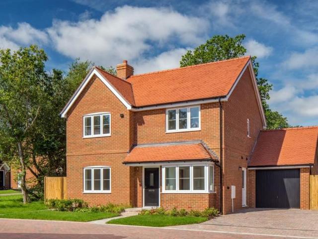House for sale in Alderbrook, Wealden