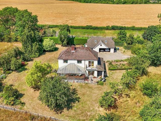 House for sale in Alderminster, Warwickshire