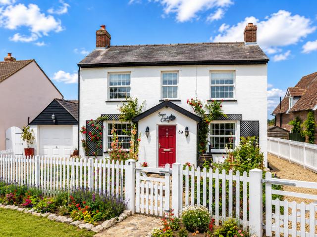 House for sale in King's Walden, Hertfordshire