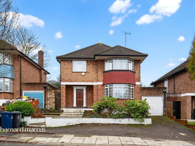 House for sale in London Borough of Ealing, Park Royal