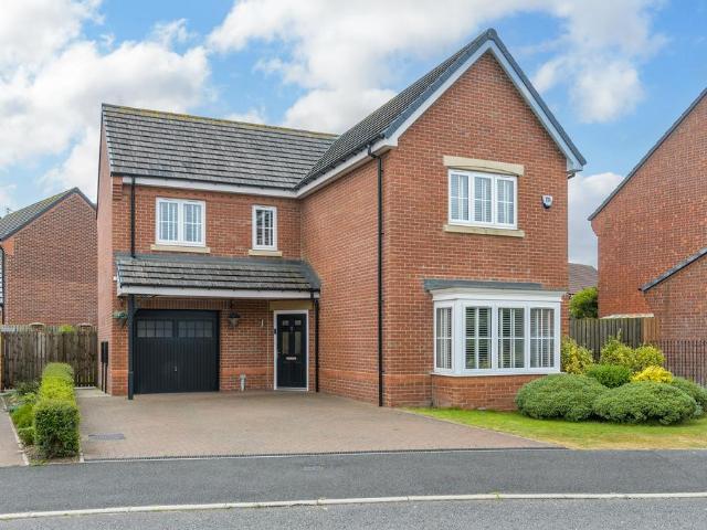 House for sale in East Chevington, Hadston