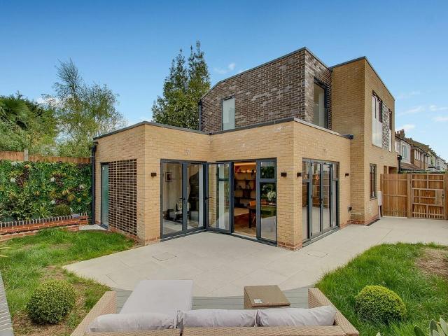 House for sale in New Barnet, Isle Of Man