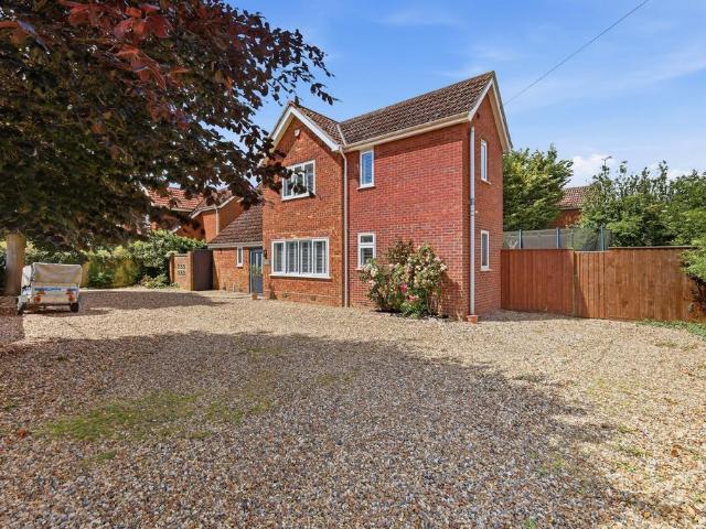 House for sale in Eastbridge, Suffolk