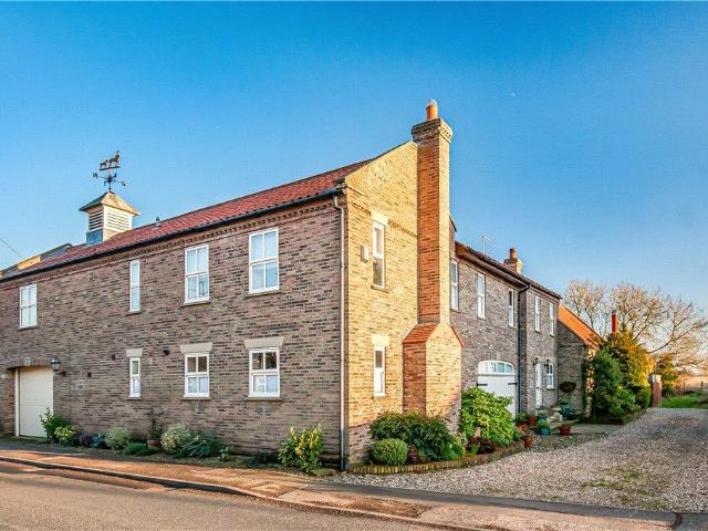 House for sale in Beeford