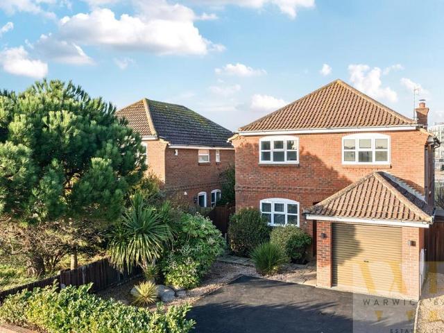 House for sale in Fishersgate, West Sussex