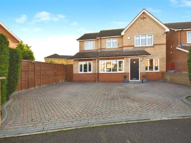 House for sale in Kingswood, Hull