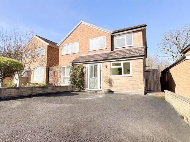 House for sale in Wake Green, West Midlands