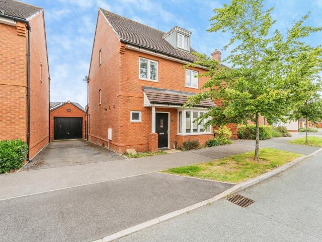 House for sale in Barton Stacey, Hampshire