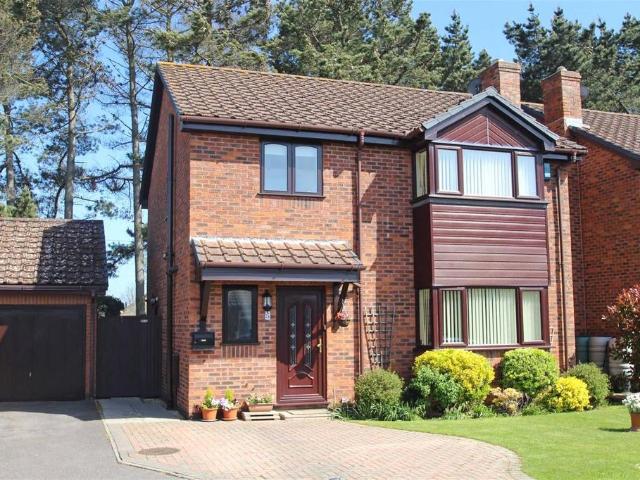House for sale in Old Milton, Ashurst Bridge