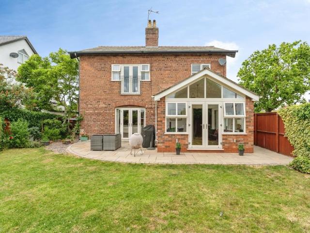 House for sale in Clayhill, West Vale