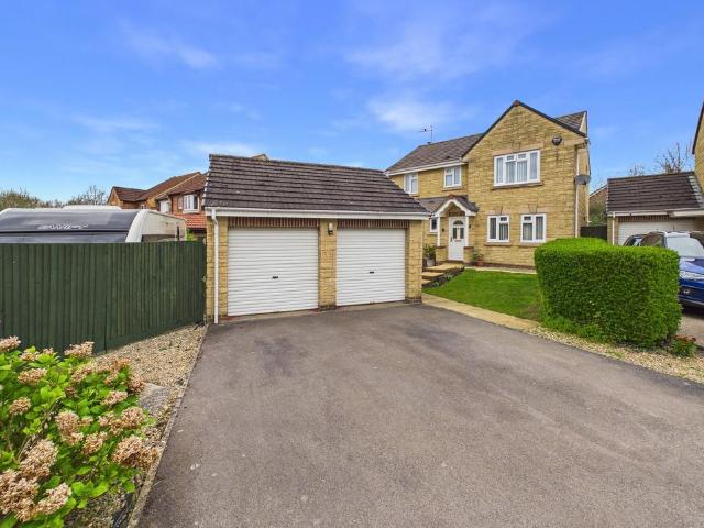 House for sale in Calne