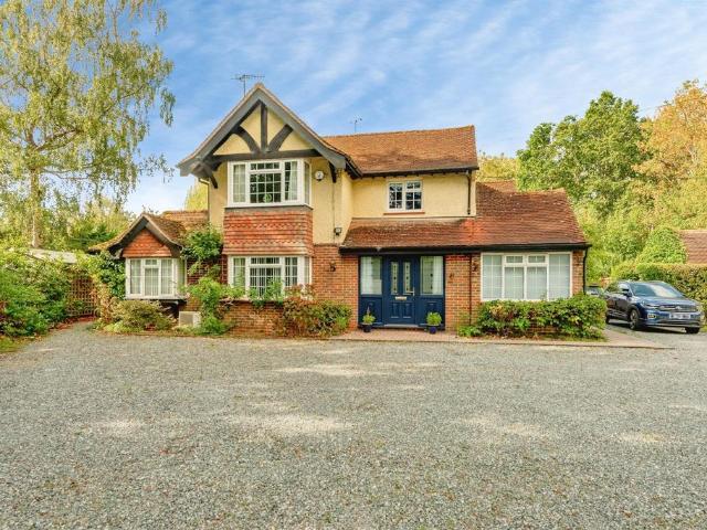 House for sale in Felbridge, Tandridge