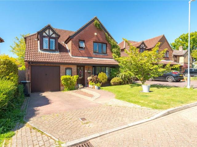 House for sale in Barretts Park, Cross In Hand