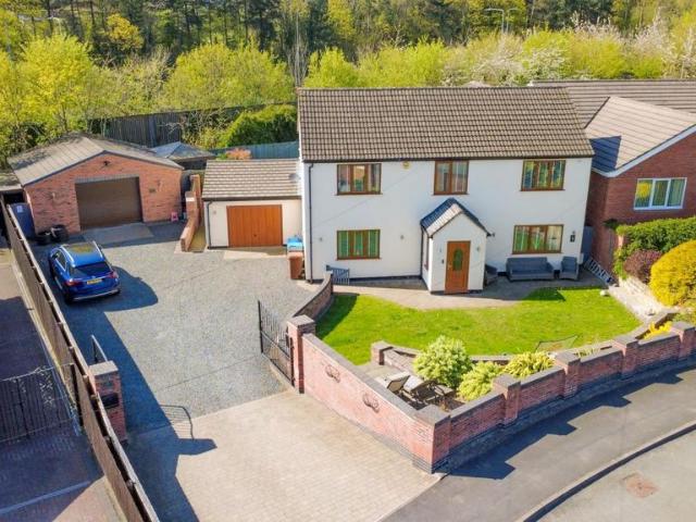 House for sale in Caldermill, East Midlands