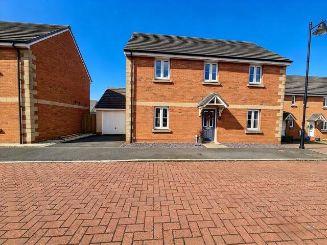 House for sale in Parc Derwen, Coity
