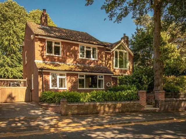 House for sale in Donisthorpe, Leicestershire