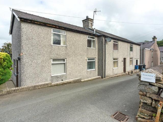 House for sale in Llanerchymedd, Wales
