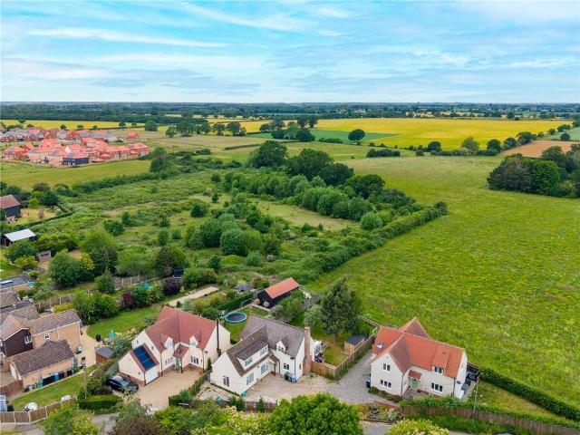 House for sale in Chelmondiston, Suffolk