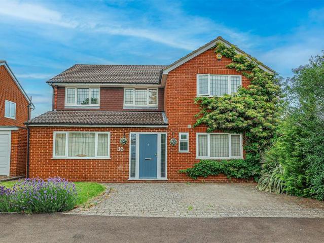 House for sale in Pouchen End, Hertfordshire
