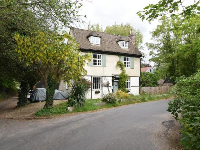 House for sale in Abbey Gate, Midway