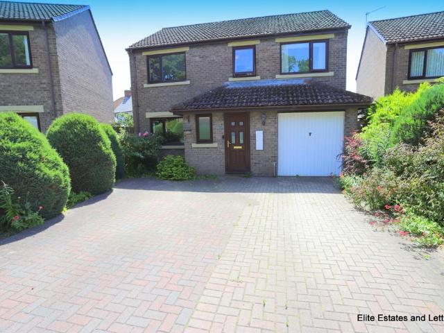 House for sale in Sherburn Village, Sherburn