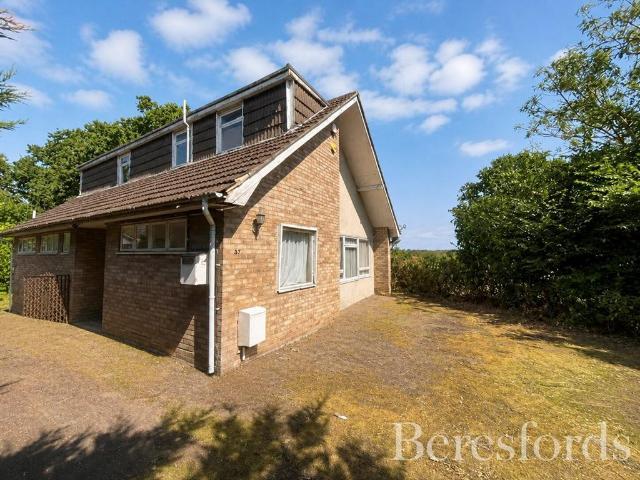 House for sale in Blackmore, Hook End and Wyatts Green, Navestock Side