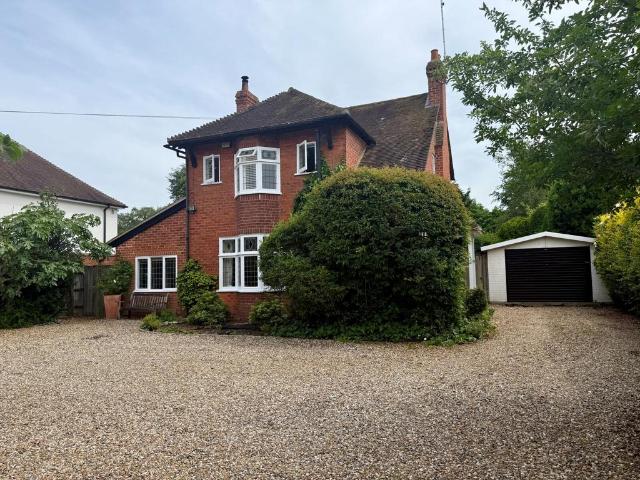 House for sale in Henley-on-Thames, Berrick Salome