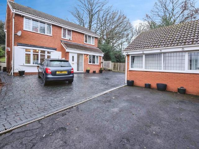 House for sale in Quarry Bank, West Midlands