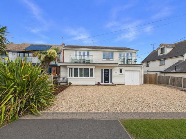 House for sale in Fordham Heath, Essex