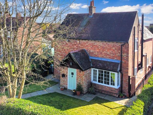 House for sale in Alverton, East Midlands