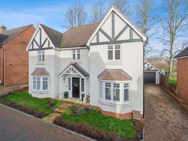 House for sale in Chalfont St. Peter, Denham