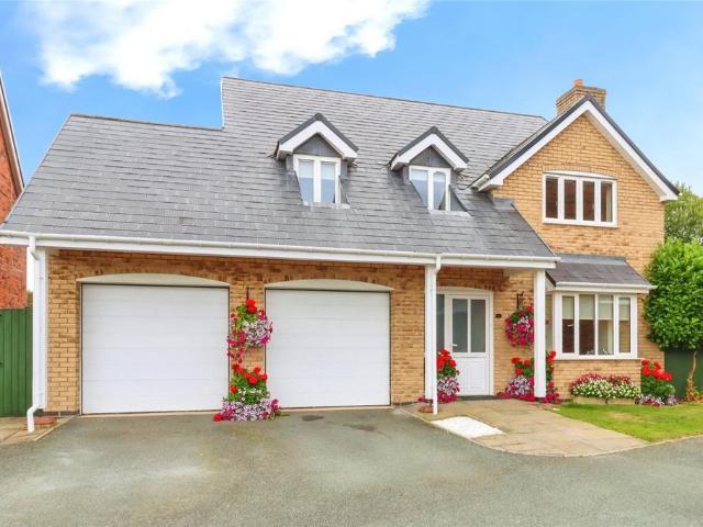 House for sale in Gobowen, Shropshire