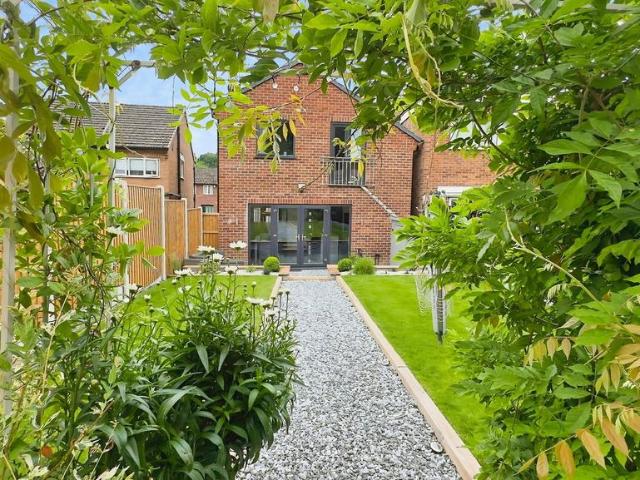 House for sale in Caldermill, East Midlands