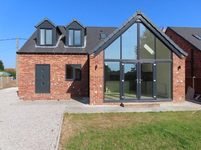 House for sale in Pollington, East Riding Of Yorkshire