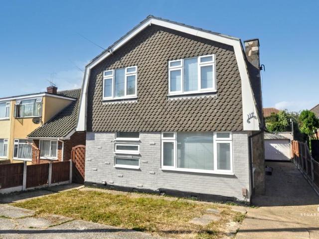 House for sale in South Benfleet, Essex