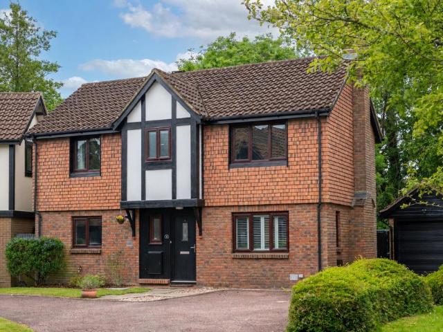 House for sale in Red Hill, Surrey