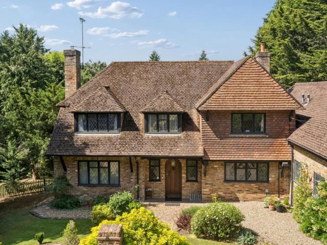 House for sale in Chalfont St. Peter, Denham