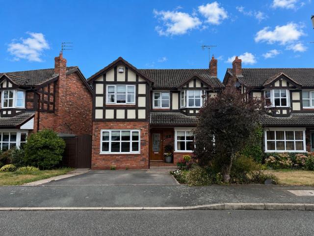 House for sale in Middlewich