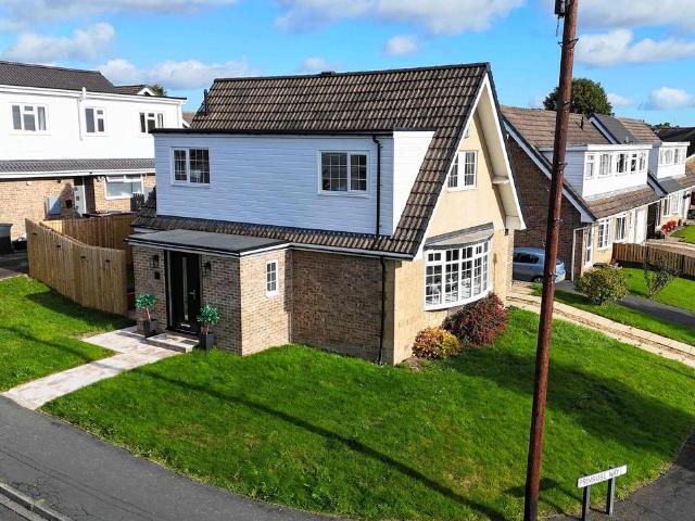 House for sale in Shelf, Calderdale