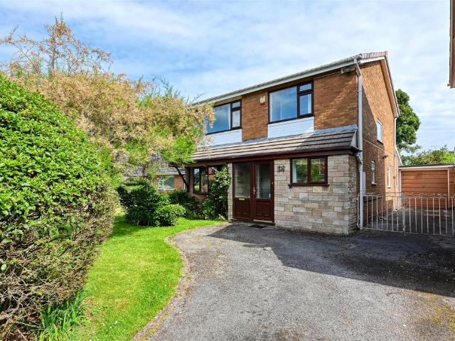 House for sale in Tettenhall, West Midlands