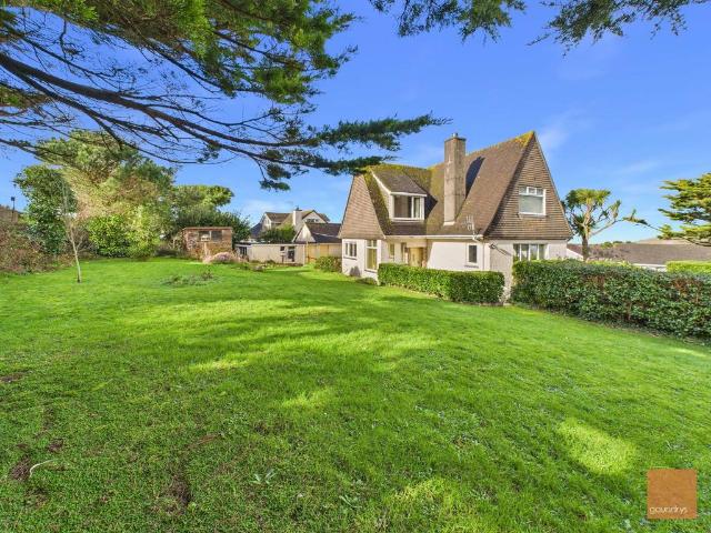 House for sale in Penwartha Coombe, Cornwall