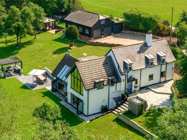 House for sale in King's Walden, Hertfordshire