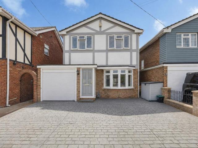 House for sale in Canvey Island