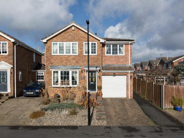 House for sale in Copmanthorpe, York