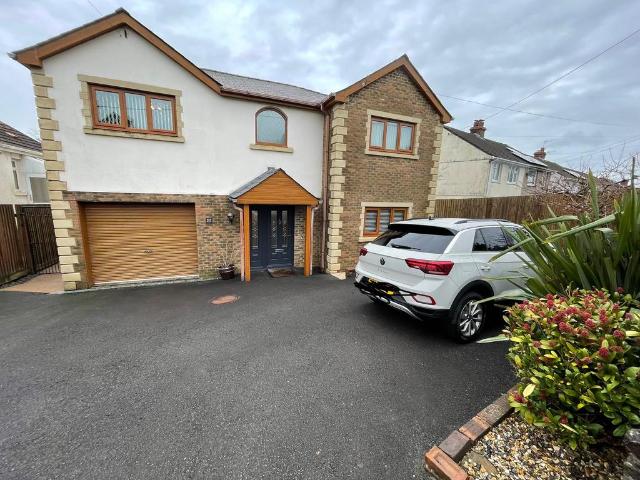 House for sale in Mawr, Craig-cefn-parc