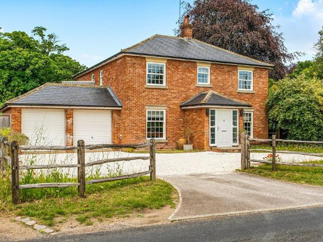 House for sale in Watersfield, Horsham