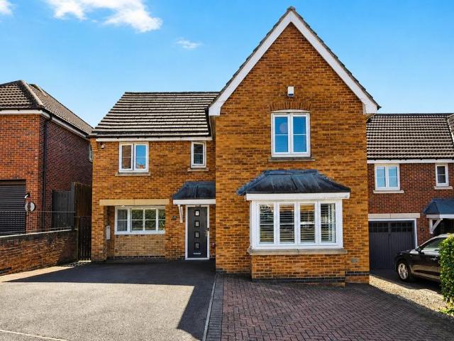 House for sale in Ermine West, Brayford