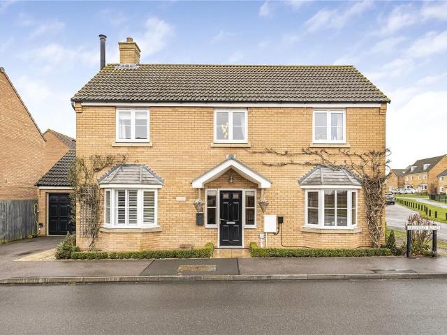 House for sale in Oundle
