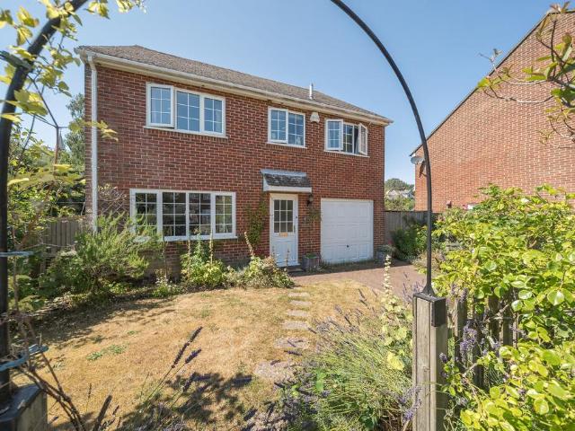 House for sale in Folkestone, Kent